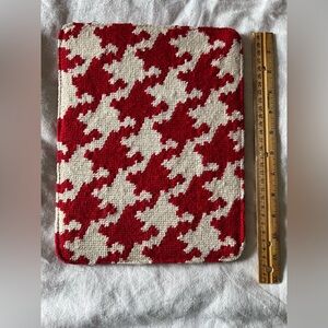 Lands' End Red and White IPad case. Tablet case. Houndstooth
